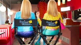 Disney prepara la secuela de 'Rommy y Michele' 30 años después con el regreso de Lisa Kudrow y Mira Sorvino