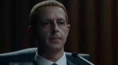 Primeras imágenes de Jeremy Strong como Mark Zuckerberg en la secuela de 'La red social'