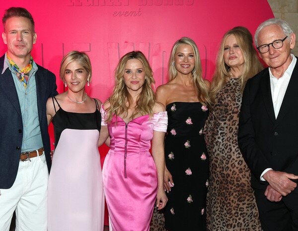 'Una rubia muy legal' reúne a su reparto 25 años después por el estreno de su precuela