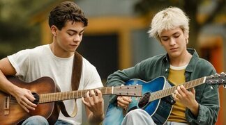 Vuelve el verano, la nostalgia y los Jonas Brothers en el primer tráiler de 'Camp Rock 3'