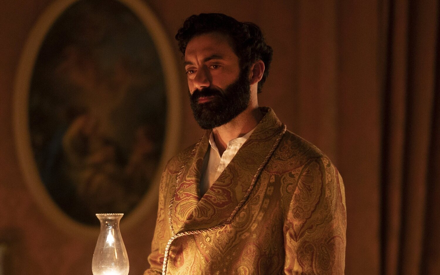 Morgan Spector, destacado actor de 'La edad dorada', podría ser el próximo Robert Langdon