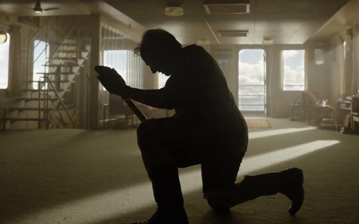 Tom Cruise desprende carisma y mucho humor en el nuevo tráiler de 'Digger'