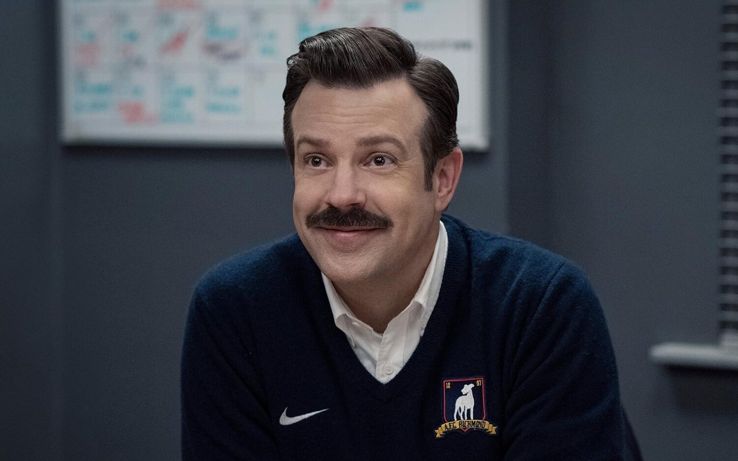 El bueno de Ted Lasso redescubre la alegría de entrenar a un equipo de fútbol en Richmond