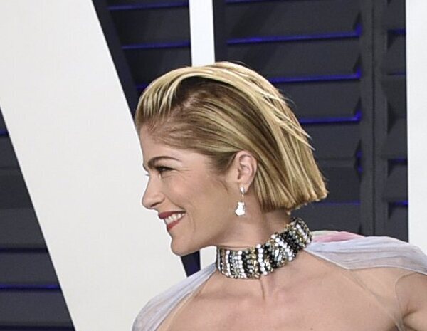 Selma Blair, arrestada por morder y atacar a varias personas en pleno vuelo