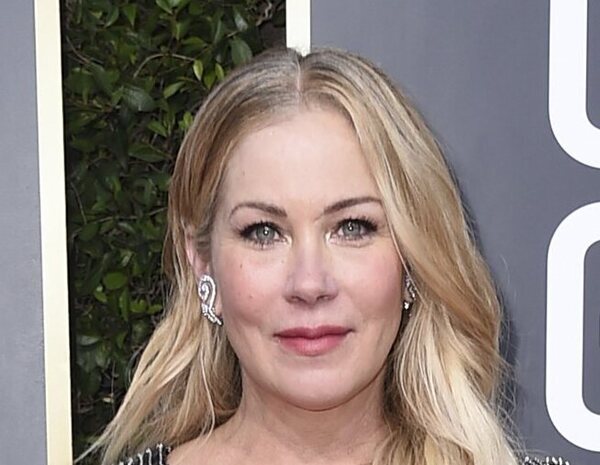 Christina Applegate descubre tras cinco años de tratamiento que fue mal diagnosticada