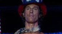 Matthew McConaughey presenta a los strippers de 'Magic Mike' en el escenario