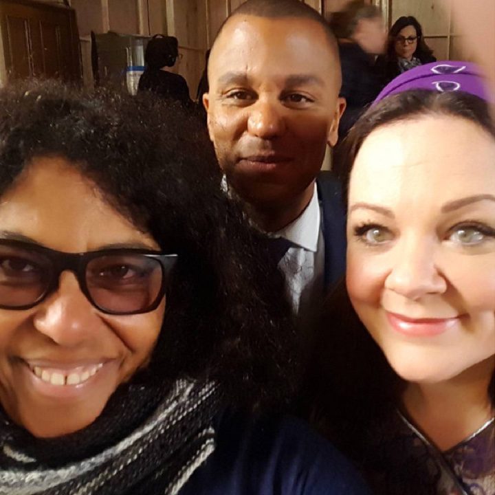 Melissa McCarthy en el set de rodaje del revival de 'Las chcias Gilmore'