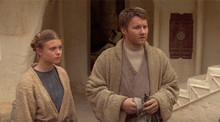 Joel Edgerton y Bonnie Piesse en 'Star Wars: Episodio III - La venganza de los sith'
