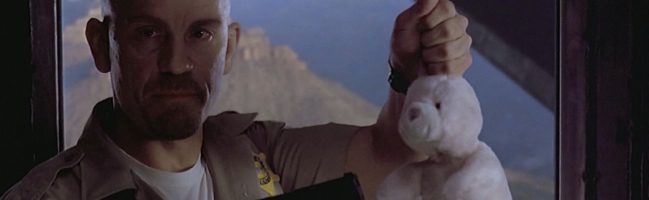 Simon West quiere rodar 'Con Air 2'