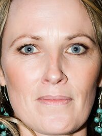  Helen Behan