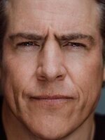 Foto de Stephen Peacocke, actor de Antes de ti