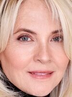 Foto de Cornelia Guest, actriz de Nueve balas