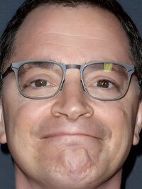  Joshua Malina