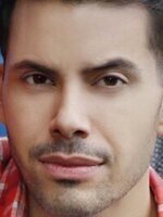 Foto de Davis Aguila, actor de La conductora