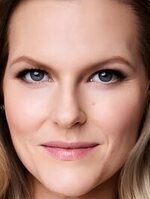 Foto de Chelsey Crisp, actriz de La conductora