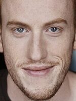 Foto de Kyle Gatehouse, actor de Frankenstein