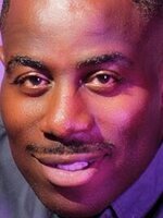 Foto de Milton Darnell Smith, actor de Cuestión de confianza