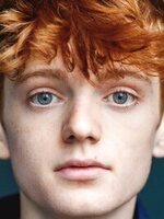 Foto de Henry Lawfull, actor de El chico que salvó la Navidad