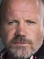 Foto de Adam Fogerty, actor de Anemone