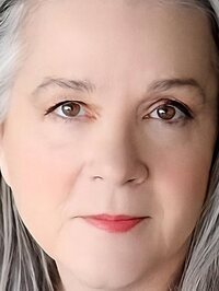  Vivian Norman