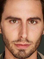 Foto de Alex Diehl, actor de Nuremberg