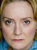 Foto de Lizzie Hopley, actriz de Fackham Hall