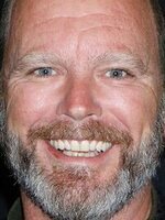 Foto de Robert Hobbs, actor de How to Make a Killing