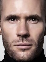 Foto de Oliver Trevena, actor de Hunting Season