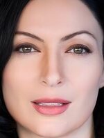 Foto de Landa, actriz de Hunting Season