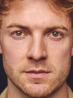 Foto de Haydn Hoskins, actor de Eternal Return