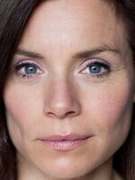 Foto de Anna Acton, actriz de Good Luck, Have Fun, Don't Die