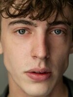 Foto de Kasper Hilton-Hille, actor de Peaky Blinders: El hombre inmortal