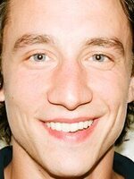 Foto de Laurence Rupp, actor de The Tiger (El Tanque)