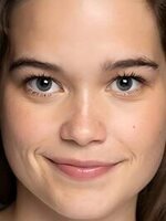 Foto de Sarah Catherine Hook, actriz de Gente que conocemos en vacaciones