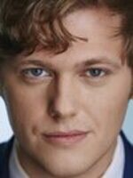 Foto de Blake Burt, actor de Geo-Tormenta