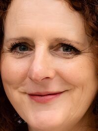  Maggie O'Farrell