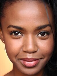  Jerrika Hinton
