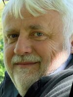 Foto de Lubomir Slivka, director de  Andy Warhol: American Dream