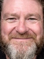 Foto de John Leigh, actor de Pike River