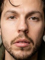 Foto de Andrés Delgado, actor de Psicópata: El Asesino del Conejo Blanco