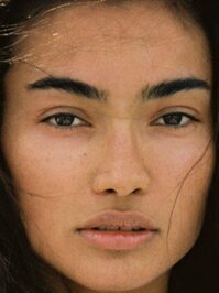  Kelly Gale