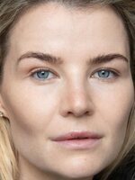 Foto de Sophie Vavasseur, actriz de Power Ballad