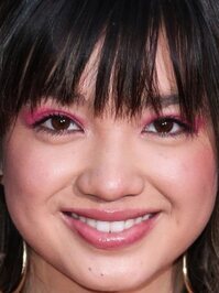  Peyton Elizabeth Lee