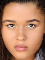 Foto de Jordan Alexa Davis, actriz de El final de Oak Street