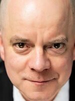 Foto de Eric Woolfe, actor de Matar a Santa