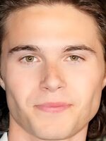 Foto de Elias Kacavas, actor de Corporate Retreat