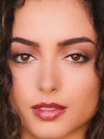 Foto de Eden Amira, actriz de Corporate Retreat