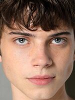 Foto de Aidan Langford, actor de Compañeras de cuarto