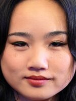 Foto de Helen J Shen, actriz de El diablo viste a la moda 2