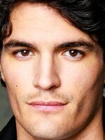 Foto de Grady Eldridge, actor de Turbulencia en la oficina